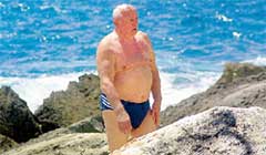 ПАССИВНЫЙ ГЕНСЕК: щурится на итальянское солнце