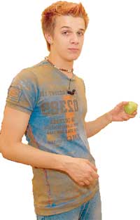 ДИМА ГОЛУБЕВ: задолжал $ 5000