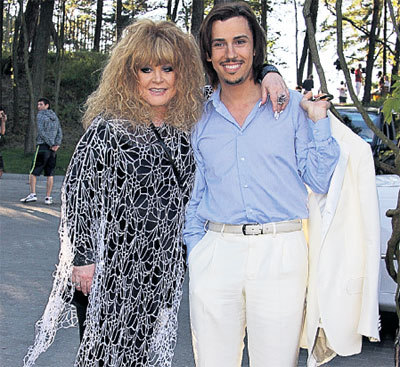 Алла ПУГАЧЕВА и Максим ГАЛКИН переодевались в одной гримерке