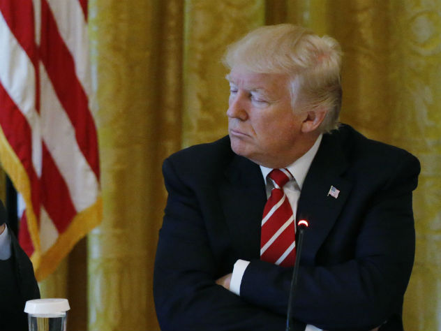 Советники рекомендовали Трампу гораздо меньше говорить про РФ