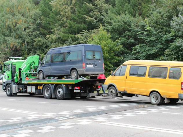 Собянин предложил конфисковать автобусы у нелегальных перевозчиков