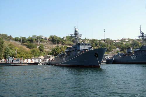Морской тральщик, носящий имя «Иван Голубец», Севастополь, 2005 год Источник: wikimedia.org