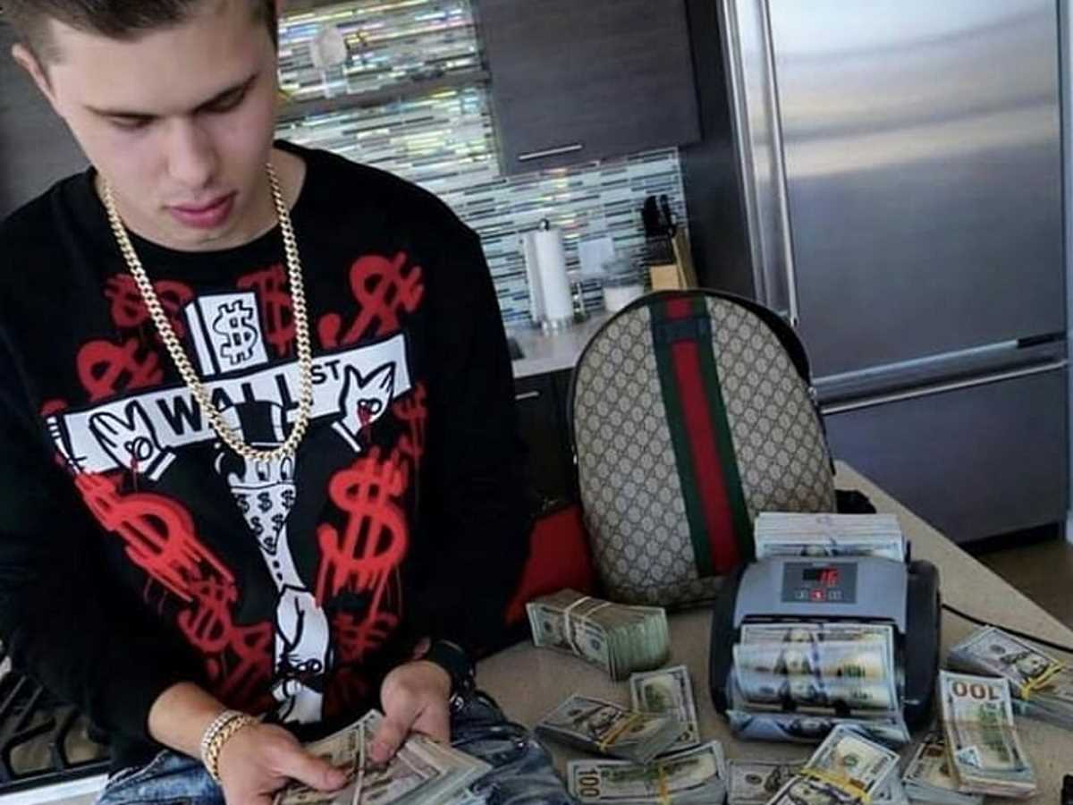 Уайетт Пасек Уайетт Пасек
