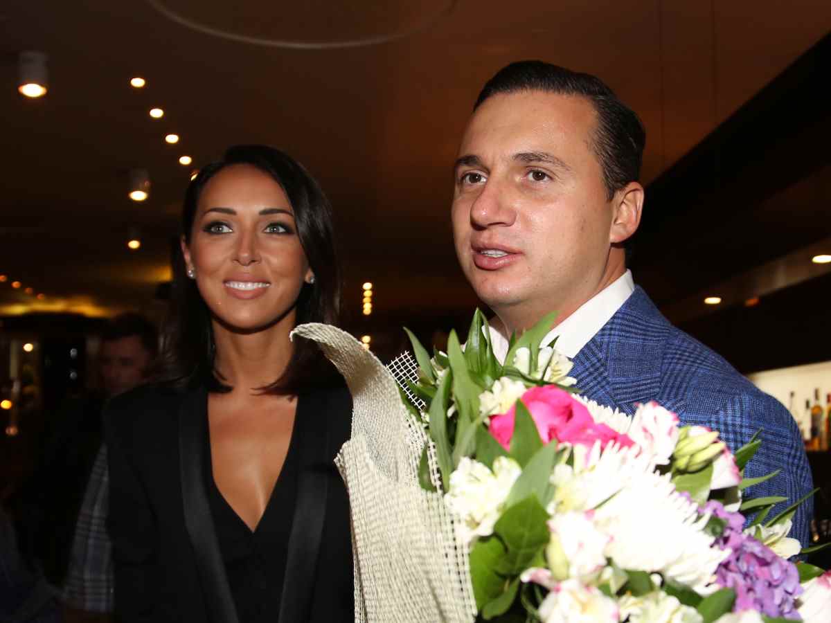 Алсу с мужем Яном Абрамовым Алсу опубликовала откровенное видео на фоне слухов о разводе