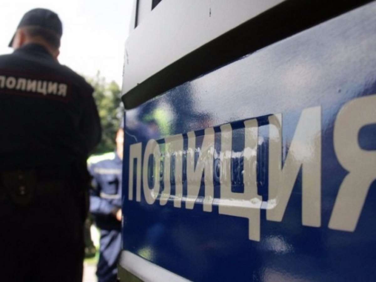Полиция Голого Борисова арестовали по дороге в магазин