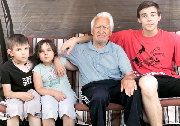 «Отец