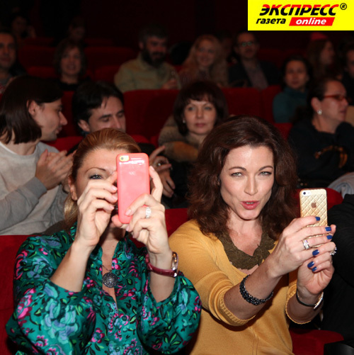 АЛЁНА ХМЕЛЬНИЦКАЯ