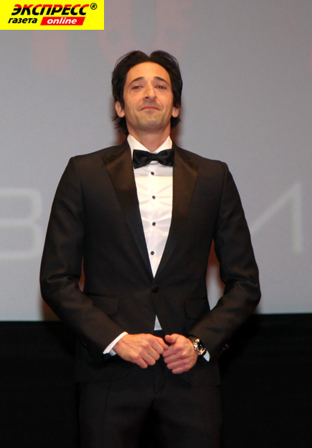 ЭДРИАН БРОУДИ