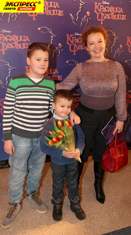 ТАТЬЯНА АБРАМОВАС С ДЕТЬМИ