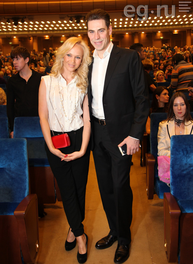 ДМИТРИЙ ДЮЖЕВ С ЖЕНОЙ