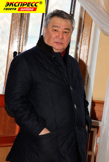 АЛИМЖАН ТОХТАХУНОВ