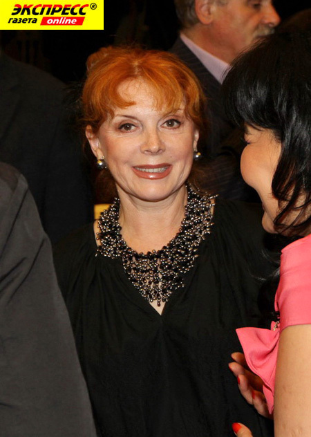 КЛАРА НОВИКОВА