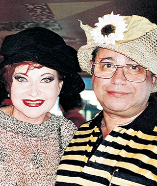 Евгений ПЕТРОСЯН заприметил Елену во время гастролей в Семипалатинске (фото e-petrosyan.narob.ru)