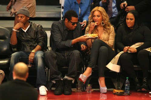 Бейонсе и Jay-Z на «Матче всех звёзд» NBA