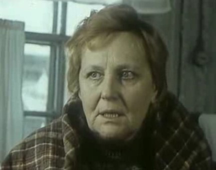 Велта ЛИНЕ в роли бывшей фашистки Магды из культового фильма «Долгая дорога в дюнах» 