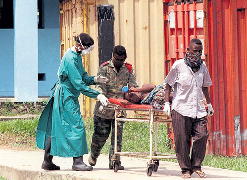 По прогнозам ВОЗ, борьба со вспышкой вируса Эбола займёт ещё год