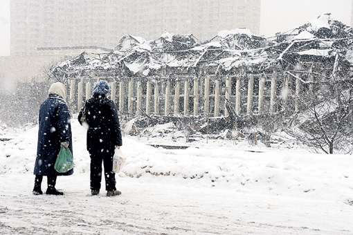 В феврале сотрудники МЧС должны были провести в библиотеке проверку противопожарных систем и оборудования. Опоздали буквально на один день