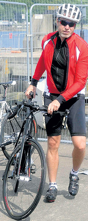 Роман очень бережёт свою драгоценную голову