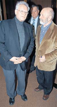 ГЕНРИХ БОРОВИК: (слева): классик советской журналистики тоже обожает животных