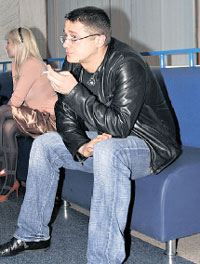 АЛЕКСЕЙ МАКАРОВ: ради коньков выкроил окошко в напряженном графике съемок