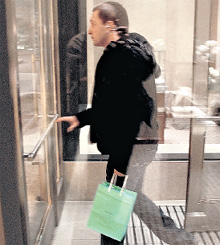 … и ушел довольный покупкой