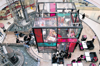 КУБ: съёмочная площадка шоу выставляет напоказ все интимные тайны