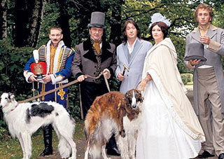 В видеоклипе, снятом на пушкинскую «Вакхическую песню»